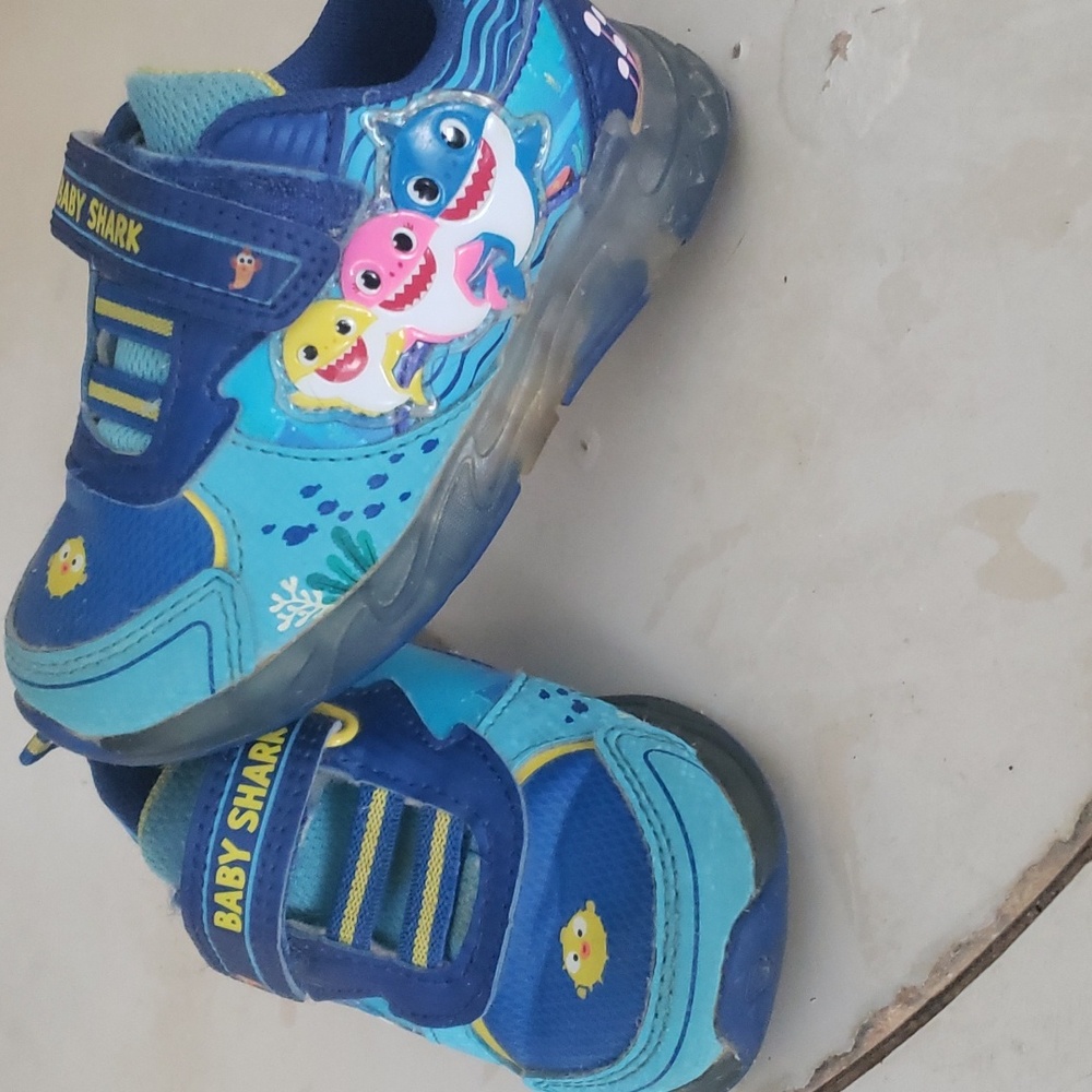 Baby Shark light up sneakers